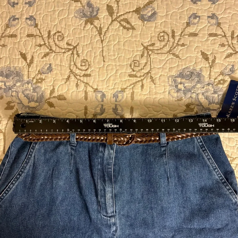 Karen Scott Denim Bermuda Shorts Womens 8 Blue New Vintage High Waist Pleated